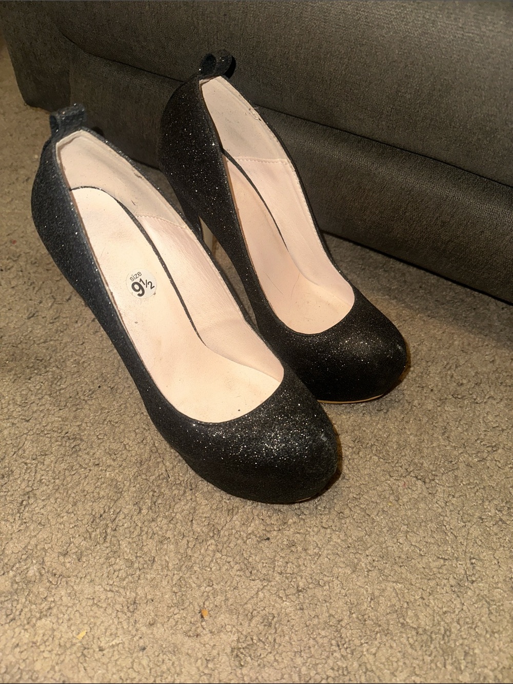 Black Glitter Pumps - Women's Dress Shoes
